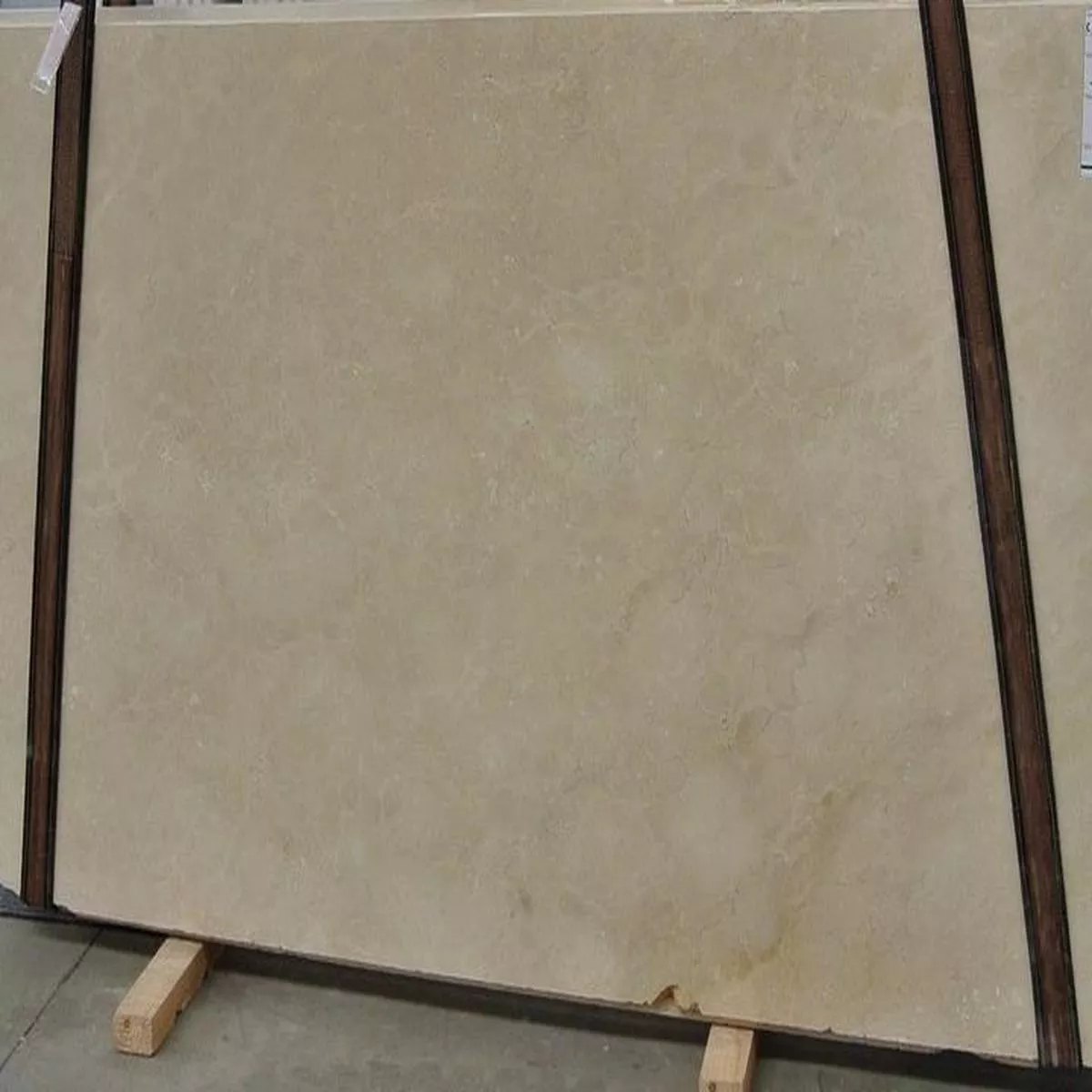 - Crema Marfil - 61X115